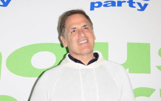 Mark Cuban Rants on Meme Coins, Proposes Using Them to ‘Dent’ U.S. Debt