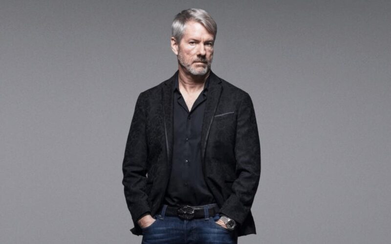 Michael Saylor Hints at Another Bitcoin Move for Strategy: Buy or Sell?
