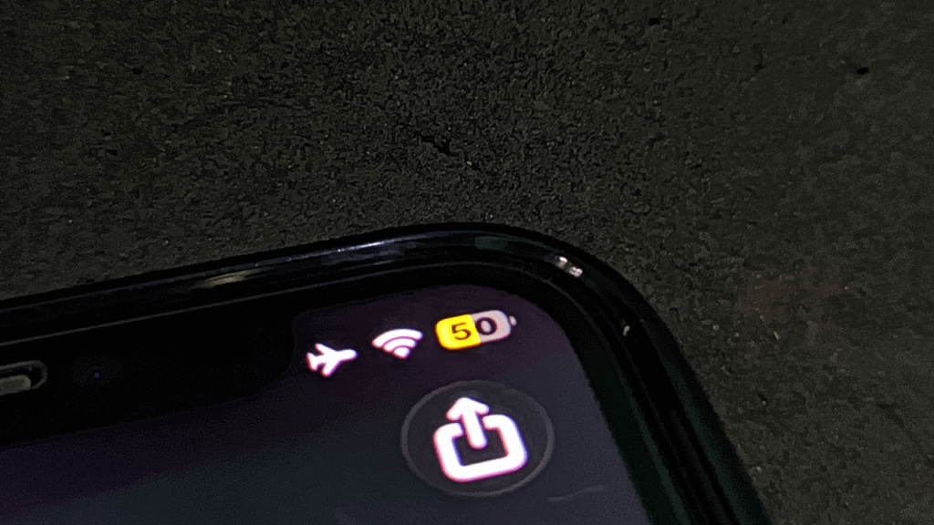 Airplane Mode Speeds up Phone Charging by 4 to 11 Minutes, CNET Finds