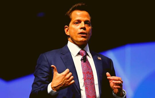 Bitcoin Back Above $100K? Scaramucci Says the 2028 Halving Holds the Key